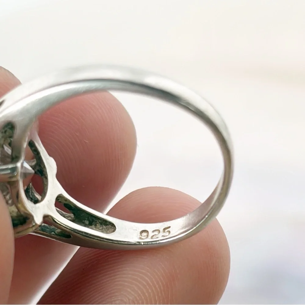 Vintage Art Deco Style Sterling Silver 925 Simulated Diamond Ring Size 7